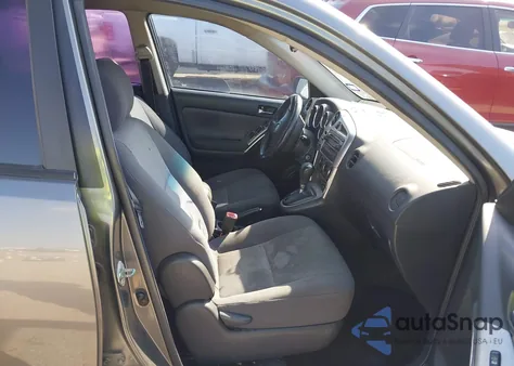 2006 Toyota Matrix Xr z USA, uszkodzony, nr VIN 2T1KR32E96C588102